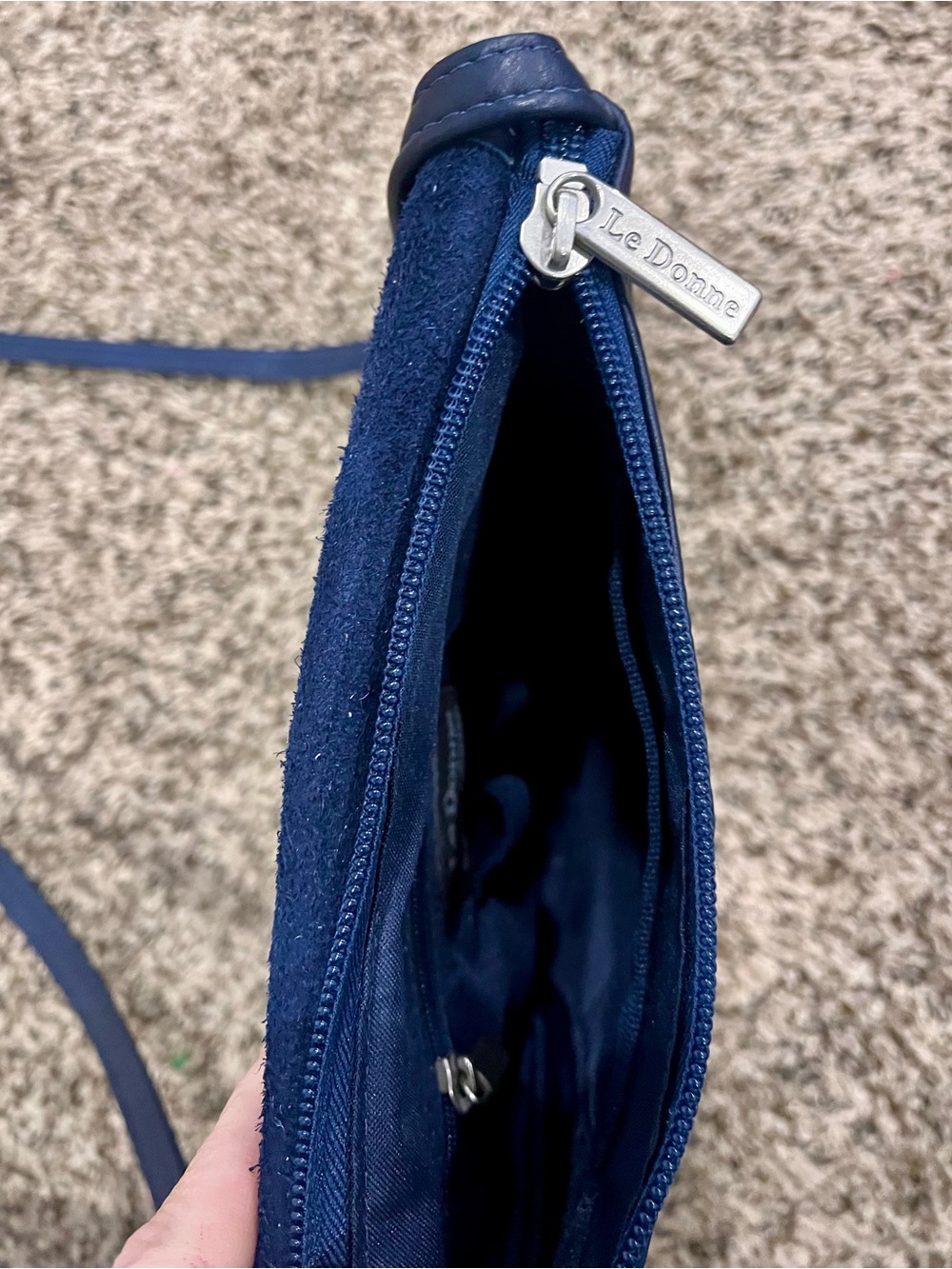 Le Donne Leather Flap-Over Bag Crossbody Bag Navy Casual - Picture 4 of 5